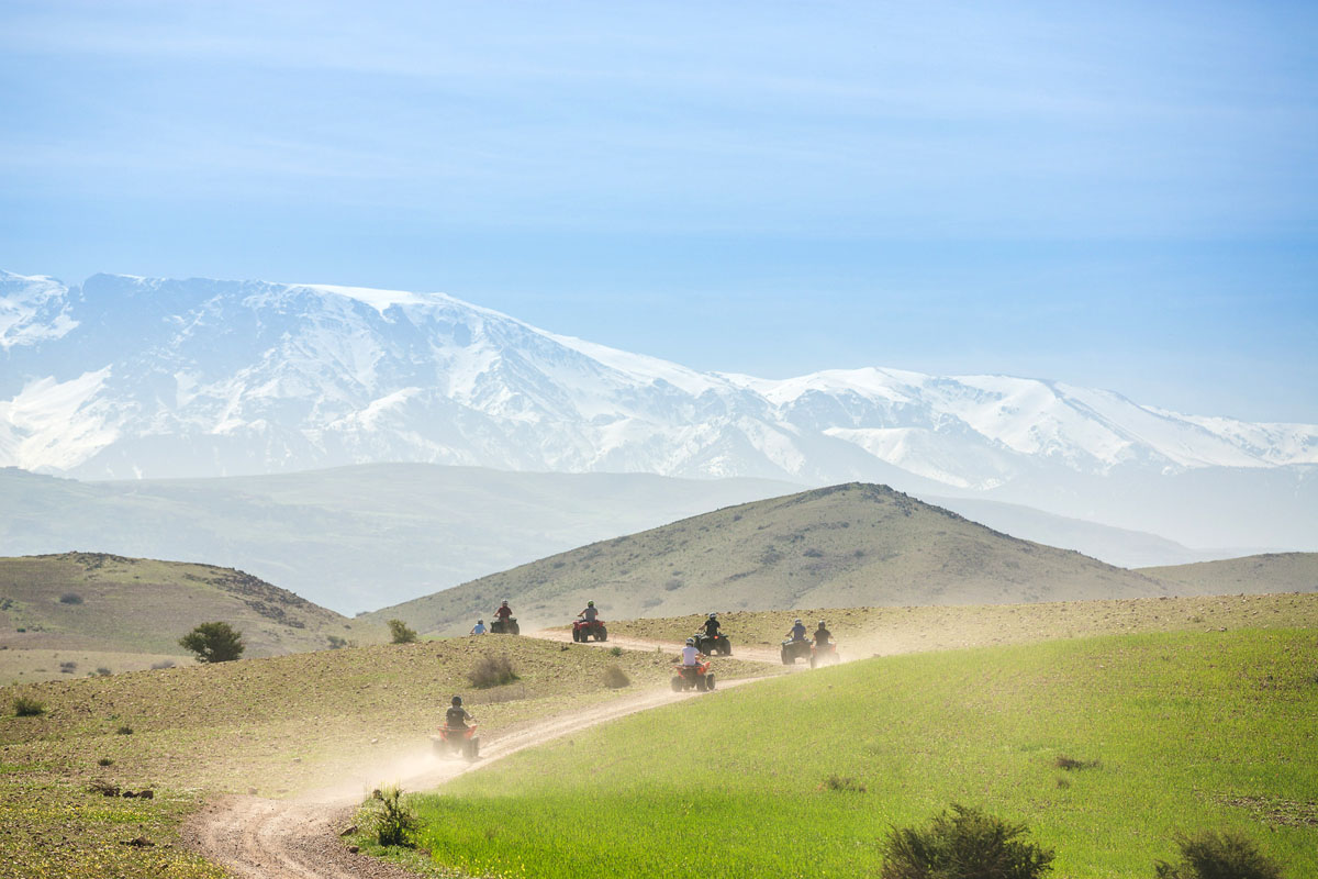paysage du désert d’Agafay près de Marrakech