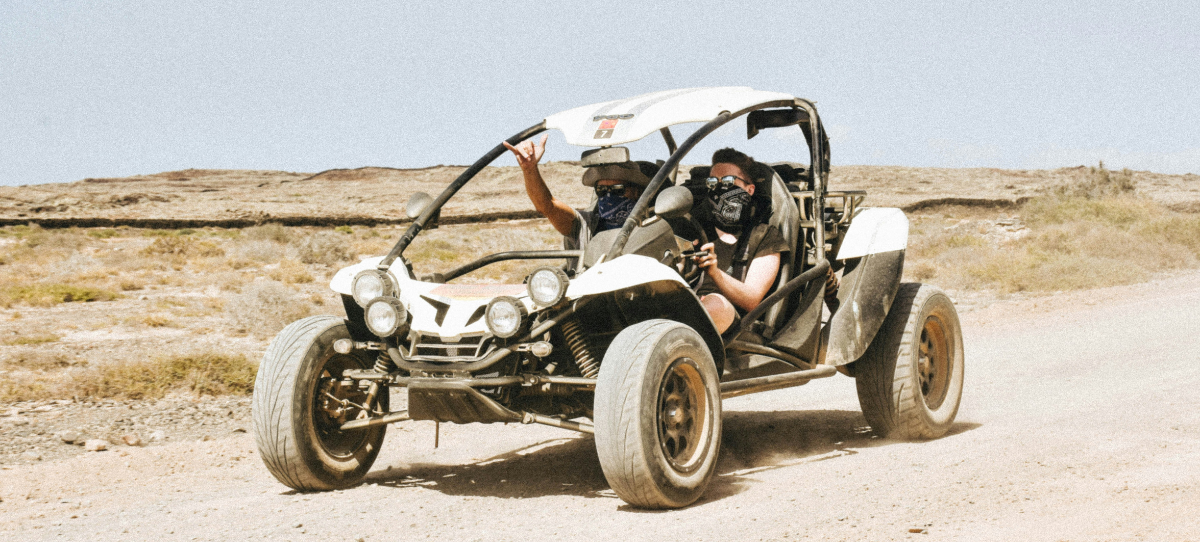 Buggy dans le désert d’Agafay près de Marrakech