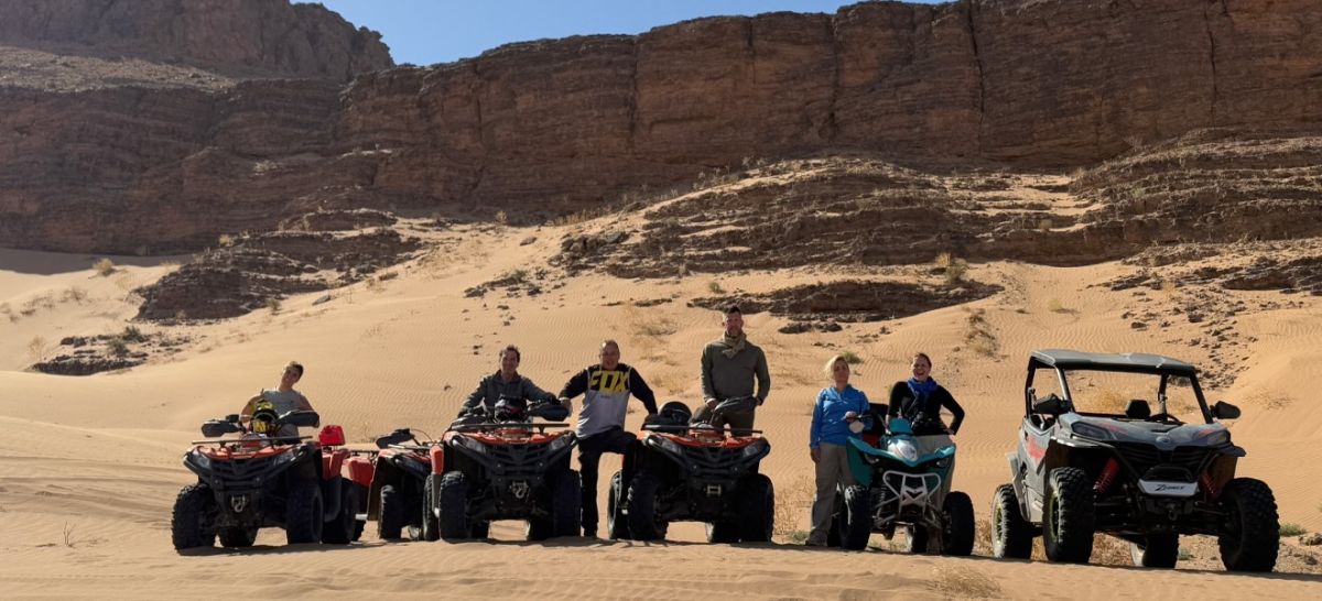 groupe en excursion buggy à Marrakech